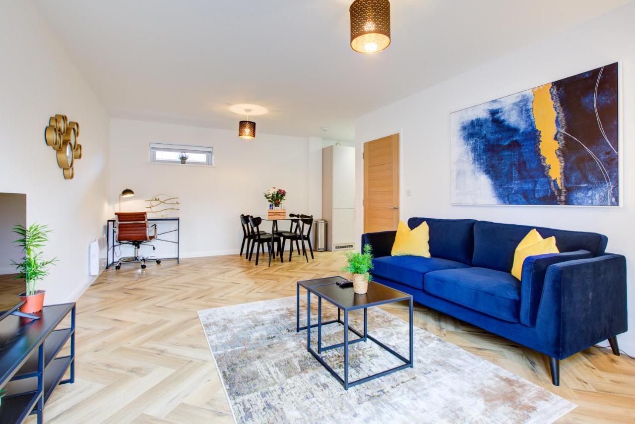 Hybrid Resi - London, Mitcham Close To Tooting And Wimbledon Exterior foto